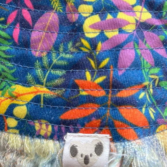 NWT Little Brownie Fkoral Print Bucket Hat One Size - Picture 8 of 9